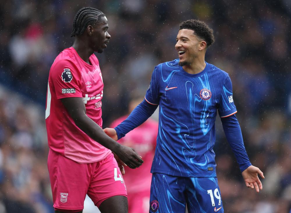 帮助球队拉 帮助球队拉